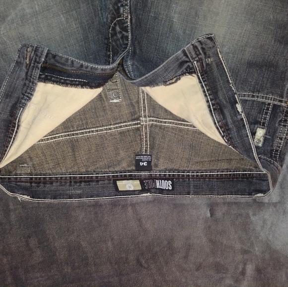 Jeans - Picture 2 of 3